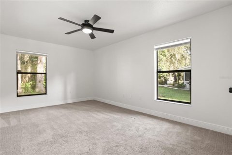 Villa ou maison à vendre à Deltona, Floride: 3 chambres, 174.93 m2 № 2391707 - photo 14