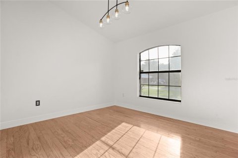 Villa ou maison à vendre à Deltona, Floride: 3 chambres, 174.93 m2 № 2391707 - photo 3