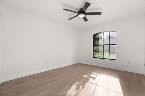 Villa ou maison à vendre à Deltona, Floride: 3 chambres, 174.93 m2 № 2391707 - photo 12
