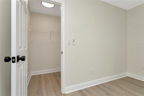 Casa en venta en Fish Hawk, Florida, 4 dormitorios, 260.5 m2 № 2196073 - foto 27