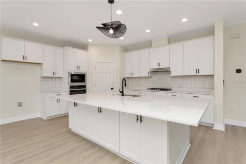 Casa en venta en Fish Hawk, Florida, 4 dormitorios, 260.5 m2 № 2196073 - foto 15