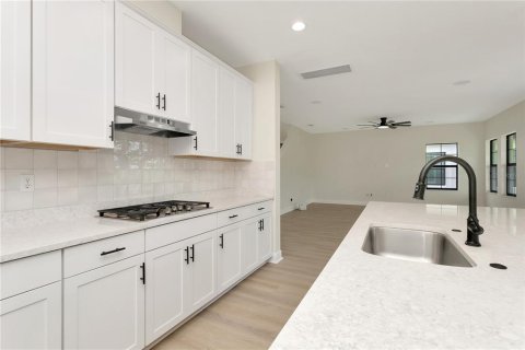 Casa en venta en Fish Hawk, Florida, 4 dormitorios, 260.5 m2 № 2196073 - foto 19