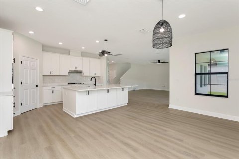 Casa en venta en Fish Hawk, Florida, 4 dormitorios, 260.5 m2 № 2196073 - foto 13
