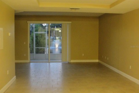 House in Kissimmee, Florida 3 bedrooms, 140.47 sq.m. № 2207105 - photo 7