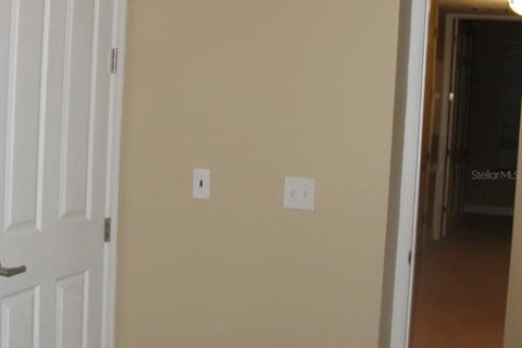 House in Kissimmee, Florida 3 bedrooms, 140.47 sq.m. № 2207105 - photo 4