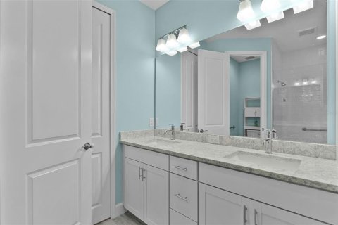 Casa en venta en Daytona Beach, Florida, 2 dormitorios, 162.39 m2 № 1725349 - foto 13