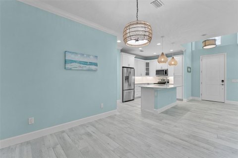 Casa en venta en Daytona Beach, Florida, 2 dormitorios, 162.39 m2 № 1725349 - foto 6