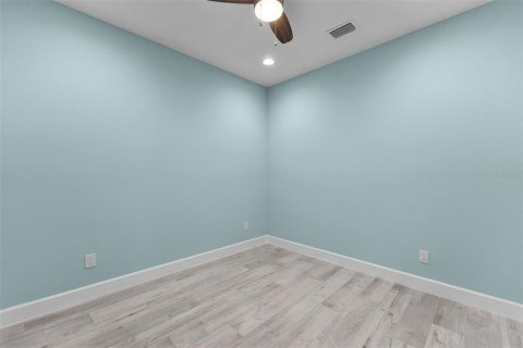 Casa en venta en Daytona Beach, Florida, 2 dormitorios, 162.39 m2 № 1725349 - foto 15