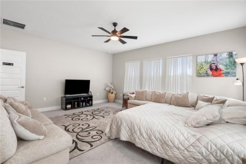 House in Lakeland, Florida 4 bedrooms, 280.56 sq.m. № 2286977 - photo 21