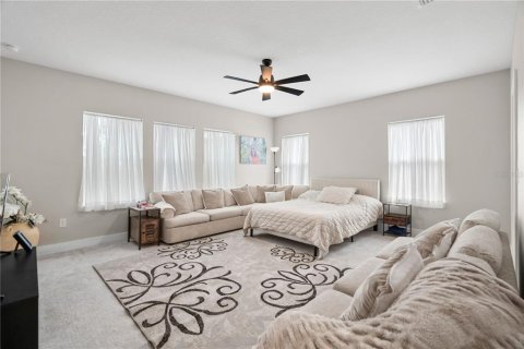 House in Lakeland, Florida 4 bedrooms, 280.56 sq.m. № 2286977 - photo 19