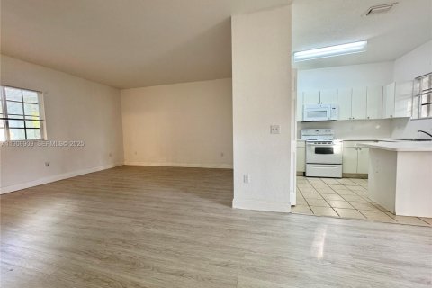 Condominio en alquiler en Homestead, Florida, 2 dormitorios, 97.36 m2 № 2034592 - foto 22