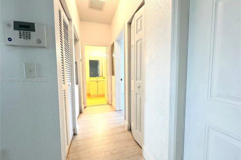 Condominio en alquiler en Homestead, Florida, 2 dormitorios, 97.36 m2 № 2034592 - foto 24