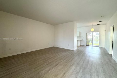 Condominio en alquiler en Homestead, Florida, 2 dormitorios, 97.36 m2 № 2034592 - foto 4