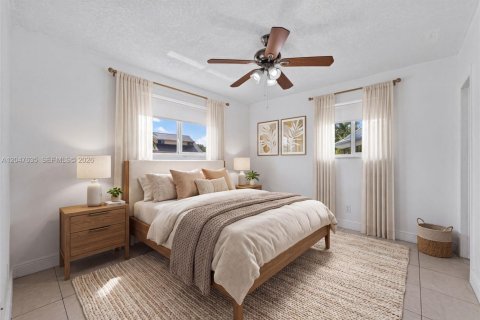 House in Miami, Florida 3 bedrooms, 119.66 sq.m. № 2168302 - photo 9