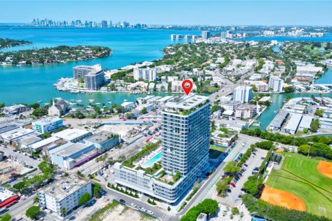 Condo in Miami Beach, Florida, 2 bedrooms  № 1857070 - photo 26