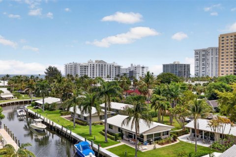 Condo in Pompano Beach, Florida, 2 bedrooms  № 2068701 - photo 24