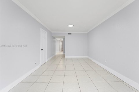 Villa ou maison à vendre à Dania Beach, Floride: 3 chambres, 120.96 m2 № 2023336 - photo 9