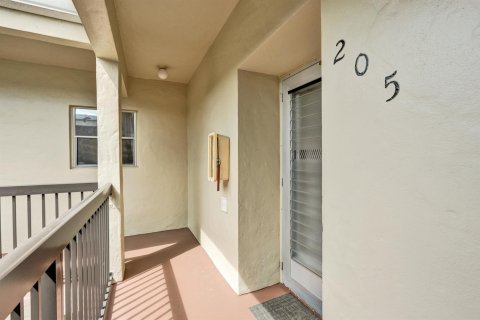 Copropriété à vendre à West Palm Beach, Floride: 2 chambres, 85.47 m2 № 2154118 - photo 30