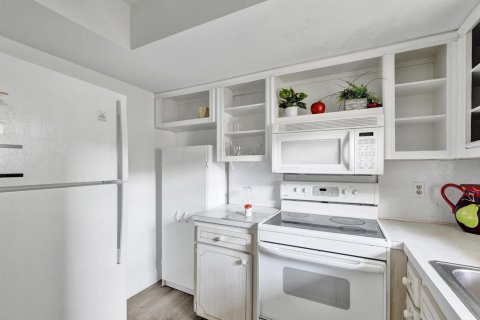 Copropriété à vendre à West Palm Beach, Floride: 2 chambres, 85.47 m2 № 2154118 - photo 27