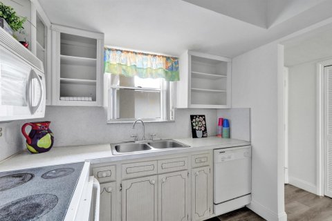 Copropriété à vendre à West Palm Beach, Floride: 2 chambres, 85.47 m2 № 2154118 - photo 25