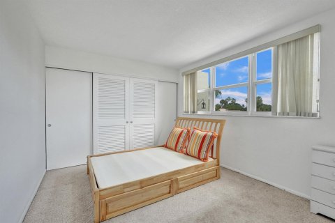 Copropriété à vendre à West Palm Beach, Floride: 2 chambres, 85.47 m2 № 2154118 - photo 9