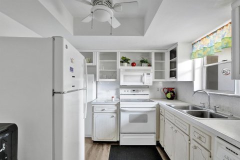 Copropriété à vendre à West Palm Beach, Floride: 2 chambres, 85.47 m2 № 2154118 - photo 23