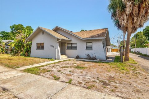 Immobilier commercial à vendre à Saint Petersburg, Floride: 8 chambres, 264.12 m2 № 1866885 - photo 24