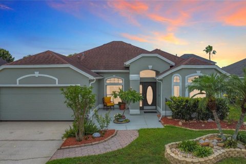 Casa en alquiler en Orlando, Florida, 4 dormitorios, 188.41 m2 № 1918933 - foto 1