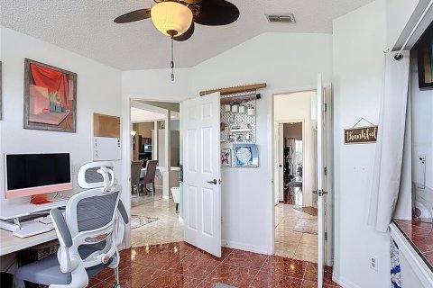 Casa en alquiler en Orlando, Florida, 4 dormitorios, 188.41 m2 № 1918933 - foto 20