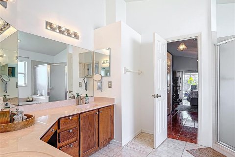 Casa en alquiler en Orlando, Florida, 4 dormitorios, 188.41 m2 № 1918933 - foto 22