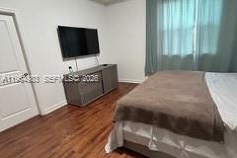 Townhouse in Pembroke Pines, Florida 3 bedrooms, 175.4 sq.m. № 2026346 - photo 23