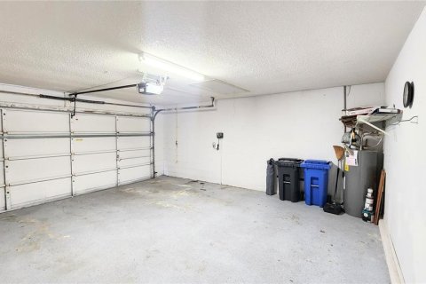 House in Sun City Center, Florida 3 bedrooms, 206.06 sq.m. № 1630939 - photo 16