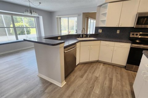 House in Sun City Center, Florida 3 bedrooms, 206.06 sq.m. № 1630939 - photo 6