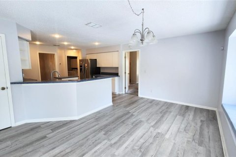 House in Sun City Center, Florida 3 bedrooms, 206.06 sq.m. № 1630939 - photo 10