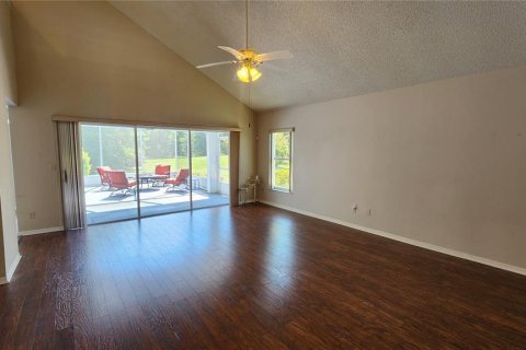 House in Sun City Center, Florida 3 bedrooms, 206.06 sq.m. № 1630939 - photo 3