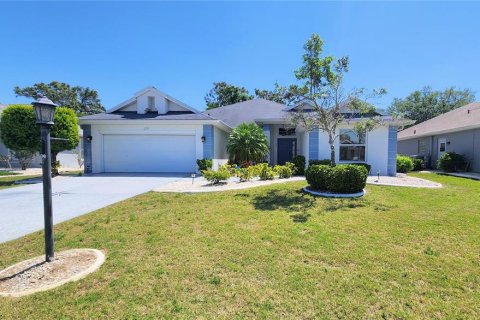 House in Sun City Center, Florida 3 bedrooms, 206.06 sq.m. № 1630939 - photo 1