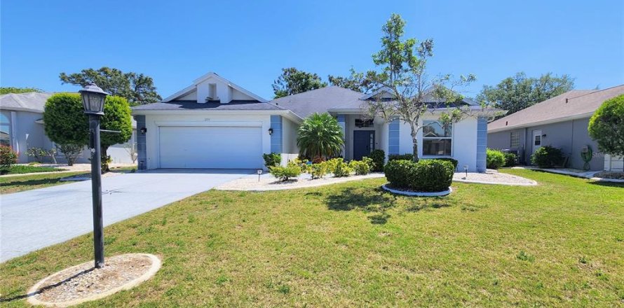 House in Sun City Center, Florida 3 bedrooms, 206.06 sq.m. № 1630939