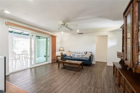 House in Punta Gorda, Florida 3 bedrooms, 146.23 sq.m. № 1792276 - photo 12