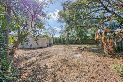 House in Tampa, Florida 4 bedrooms, 122.63 sq.m. № 2234448 - photo 24