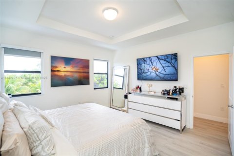 Снять в аренду таунхаус в Майами, Флорида 4 спальни, 168.71м2, № 1943536 - фото 10