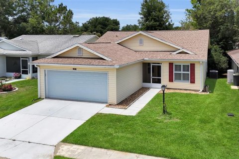 Casa en Leesburg, Florida 2 dormitorios, 116.96 m2 № 2101224