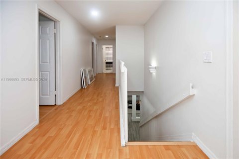 House in Margate, Florida 4 bedrooms, 222.59 sq.m. № 2029021 - photo 23