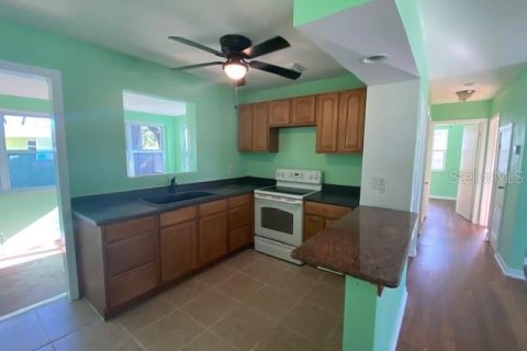 House in Daytona Beach, Florida 2 bedrooms, 74.32 sq.m. № 1803905 - photo 9