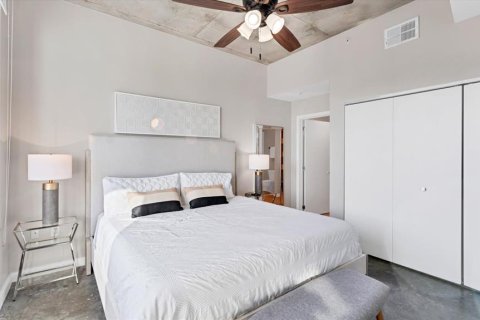 Copropriété à louer à Orlando, Floride: 2 chambres, 117.8 m2 № 2384163 - photo 25