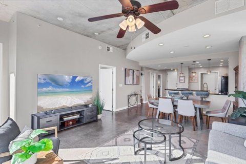 Copropriété à louer à Orlando, Floride: 2 chambres, 117.8 m2 № 2384163 - photo 12