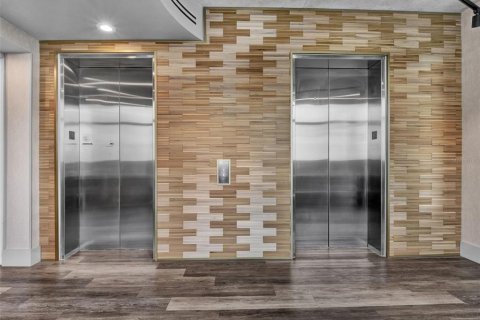 Copropriété à louer à Orlando, Floride: 2 chambres, 117.8 m2 № 2384163 - photo 6