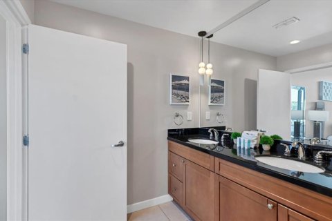 Copropriété à louer à Orlando, Floride: 2 chambres, 117.8 m2 № 2384163 - photo 28