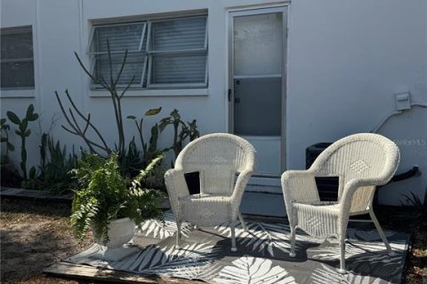 Condominio en venta en Clearwater, Florida, 1 dormitorio, 65.5 m2 № 2100640 - foto 25