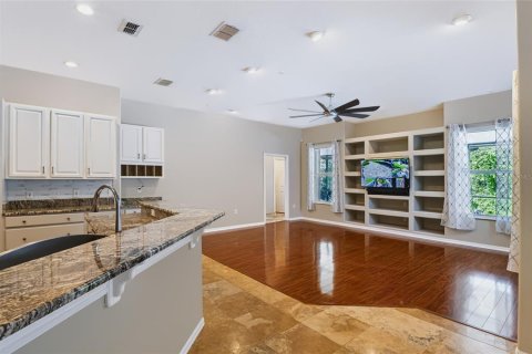 Casa en venta en Clermont, Florida, 4 dormitorios, 263.01 m2 № 2386178 - foto 9
