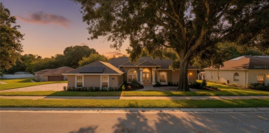 Casa en Clermont, Florida 4 dormitorios, 263.01 m2 № 2386178